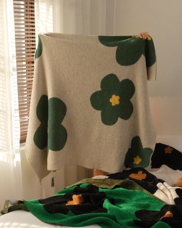 Sunflower Pattern Throw Blanket
